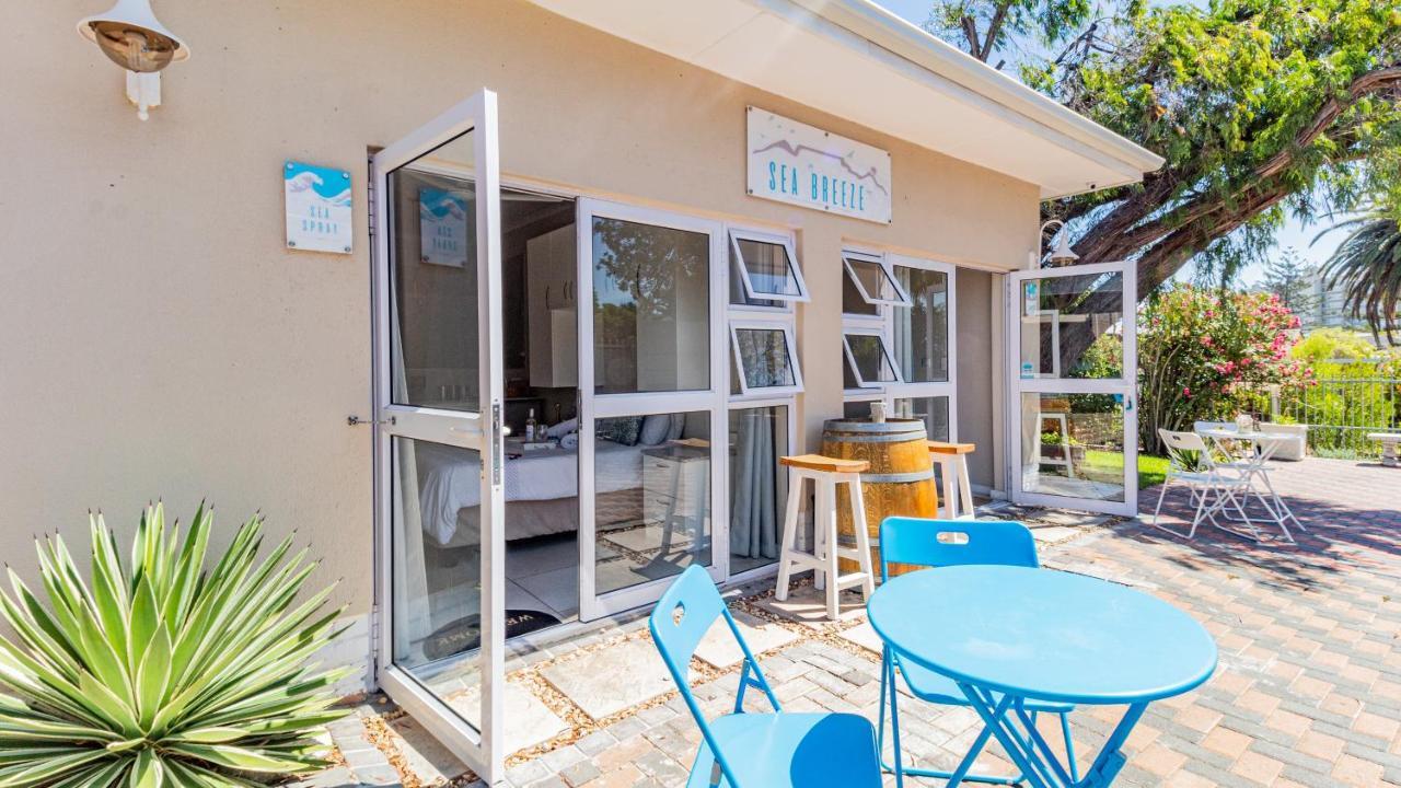 Sea Breeze Ξενοδοχείο Bloubergstrand Εξωτερικό φωτογραφία